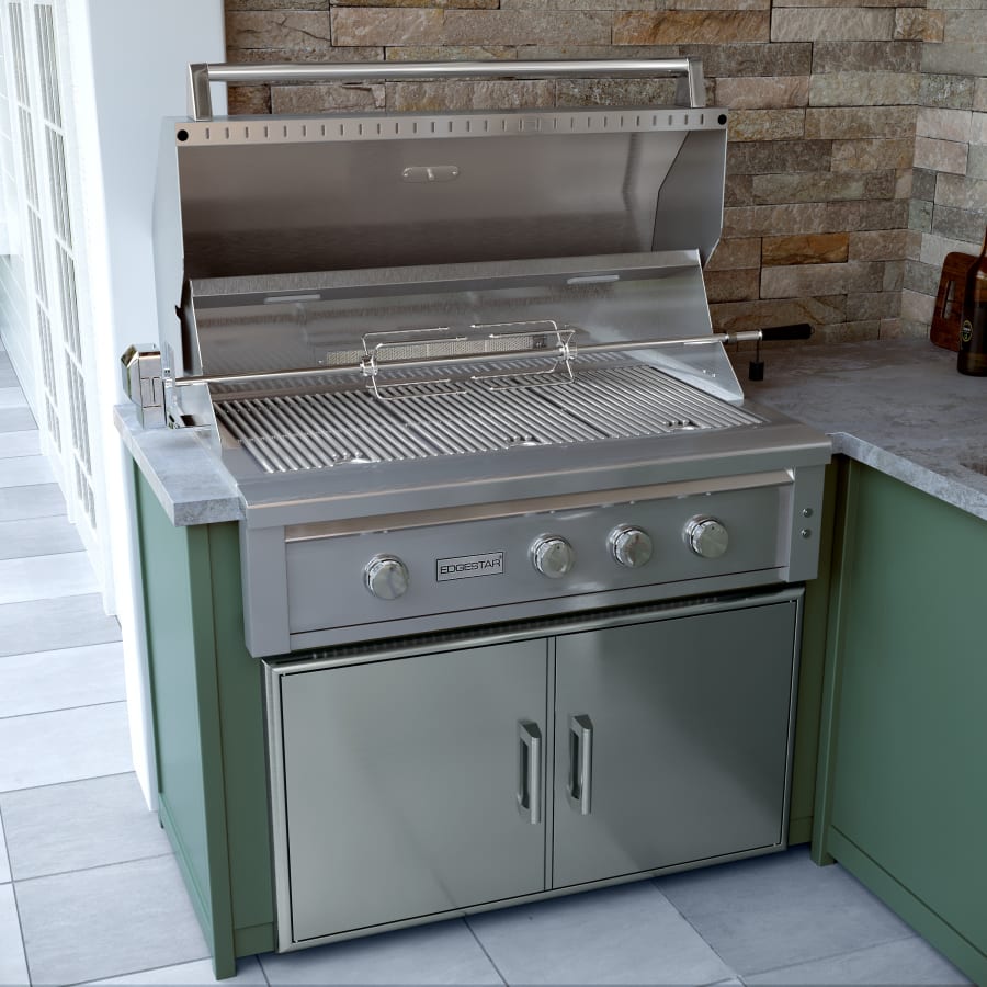 EdgeStar 89000 BTU 42 Inch Wide Natural Gas Built-In Grill with Insulated Jacket and Double Access Doors - GRL420IBKITNG