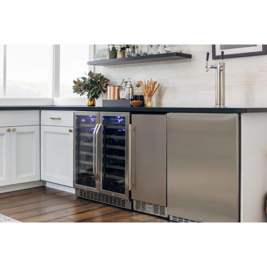 EdgeStar 15 Inch Wide Built-In Ice Maker with 25 Lbs. Storage Capacity and Up to 25 Lbs. Daily Ice Production - IB250WH