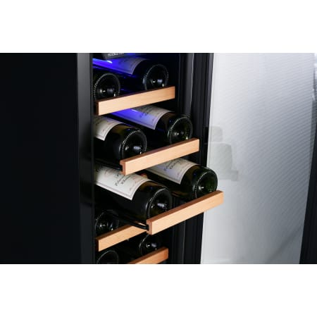 EdgeStar 12 Inch Wide 18 Bottle Built-In Single Zone Wine Cooler with Reversible Door and LED Lighting - CWR182SZ - Wine Cooler City